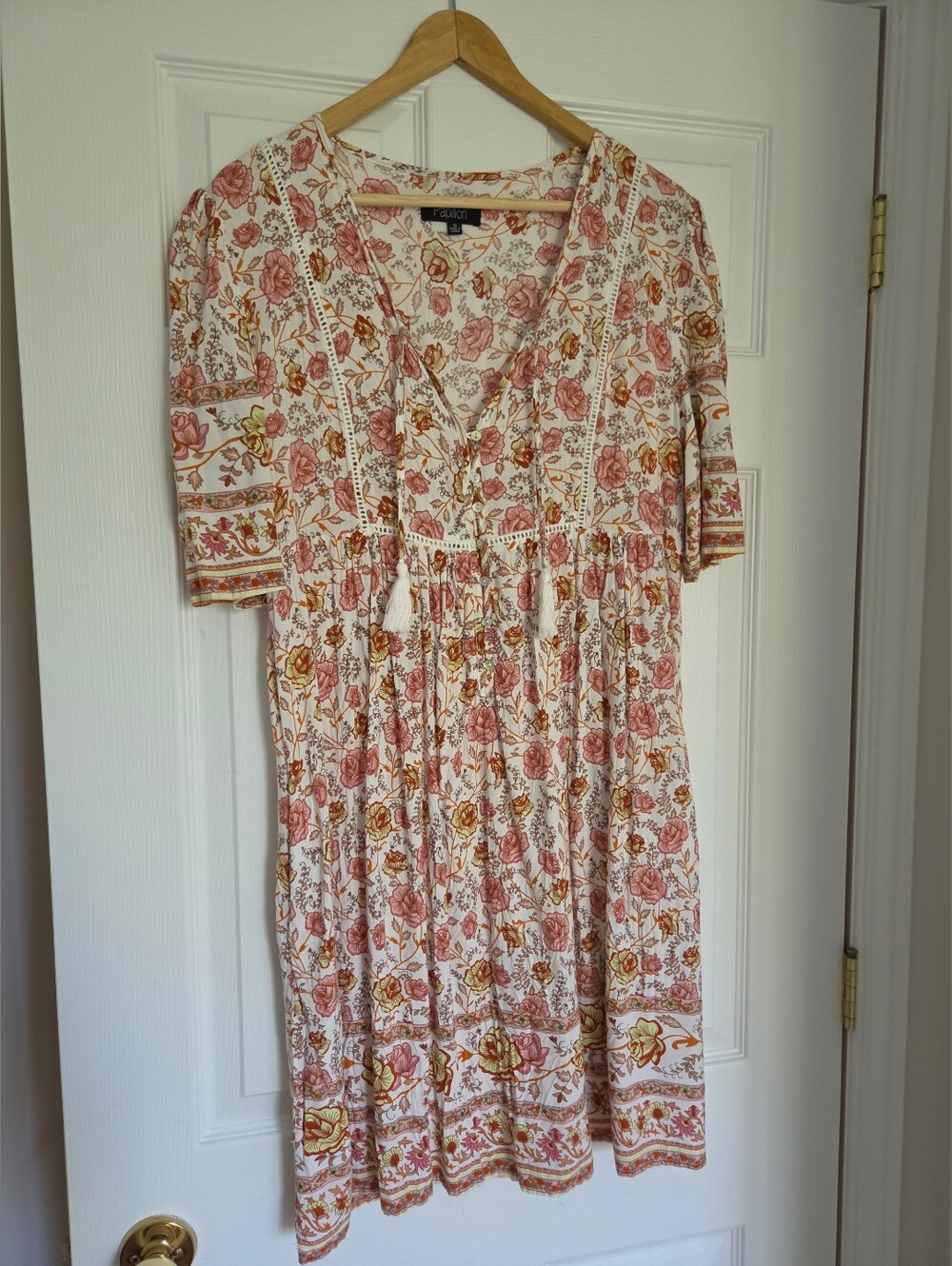 Papillon Boho Floral V-Neck Dress With Tassels And Pockets